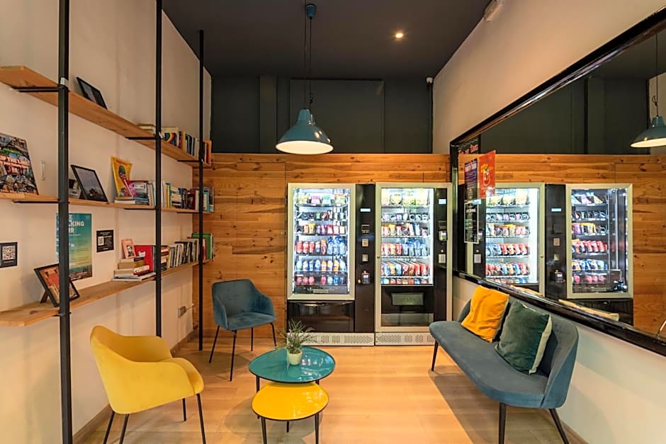 Rodamon Barcelona Hostel