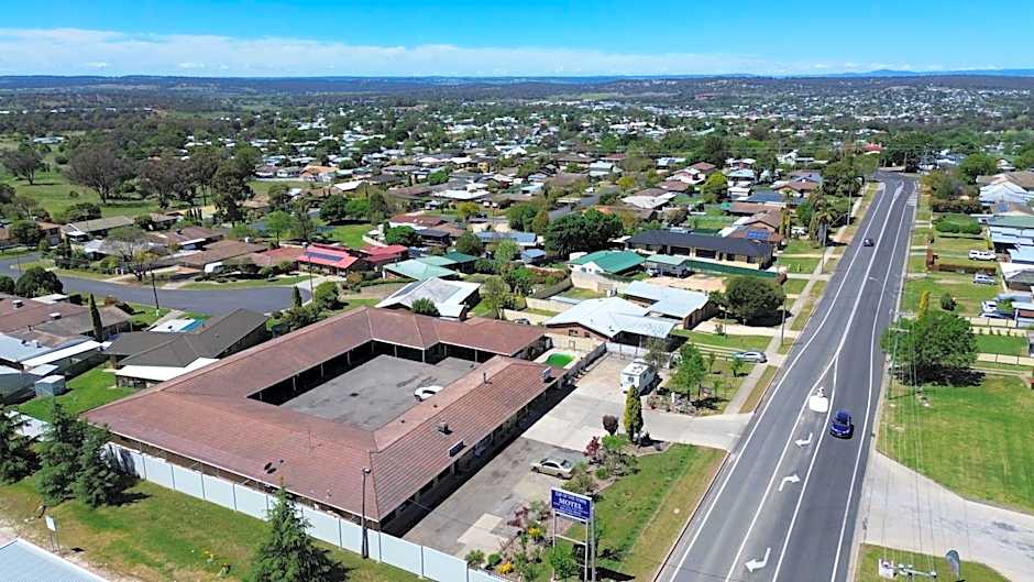 Top of the Town Motel