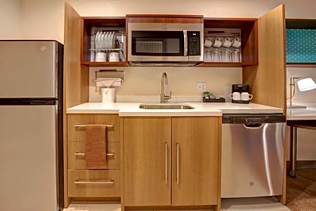 1King Hearing Accessible Suite Nonsmoking