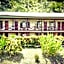 Tabulia Tree Hotel and Villas