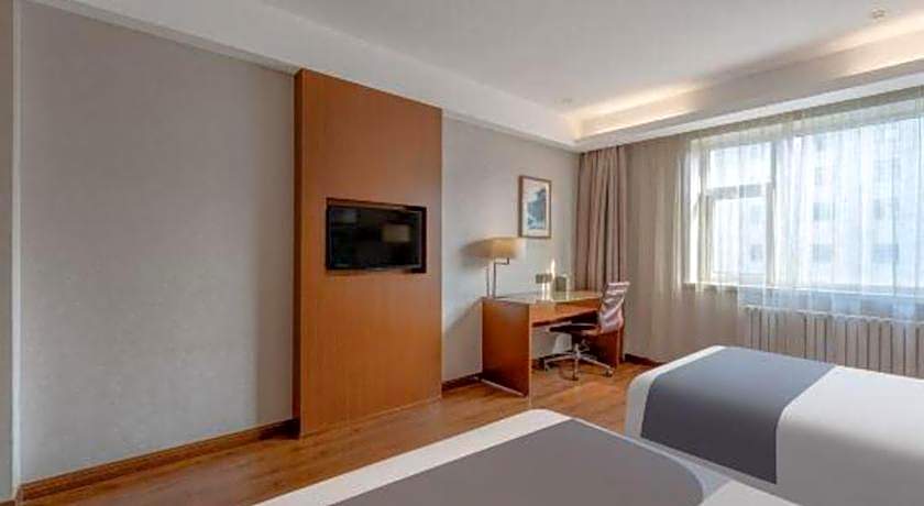 Yitel Collection Shenyang Imperial Palace Zhongjie Metro Station