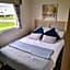 Luxury caravan and Tattershall lakes with private hot tub and WiFi