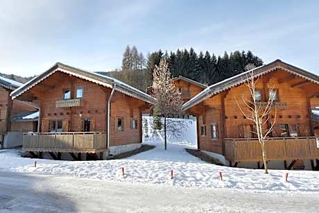 Chalet Three-Bedrooms (8 adults)