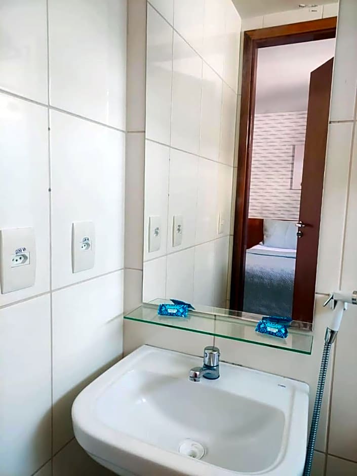 Apto Inteiro Cabo Branco pé na areia