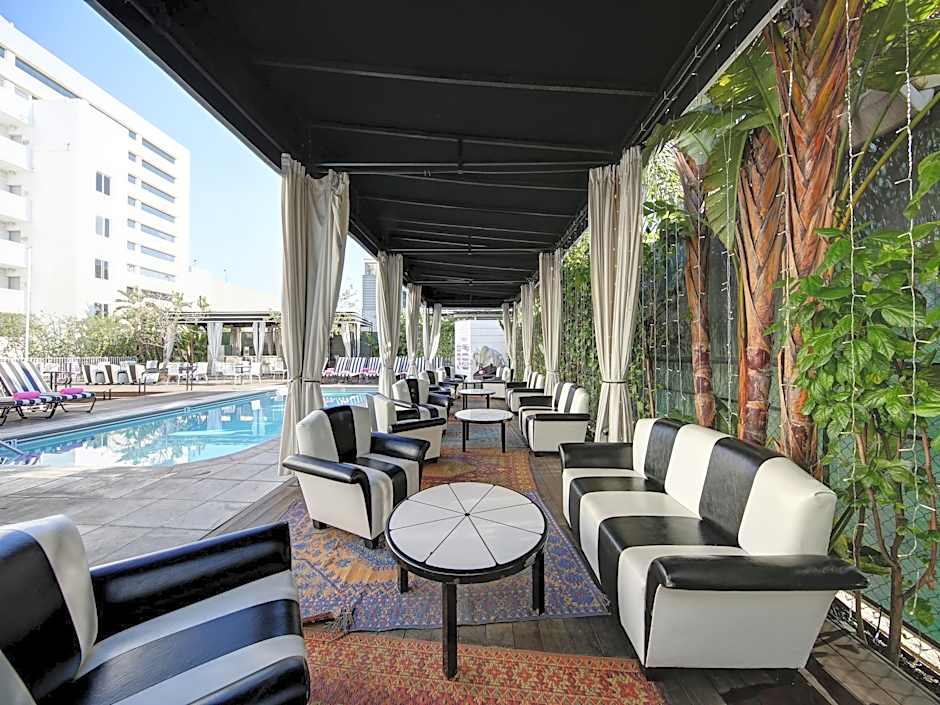 Hotel Shangri-La