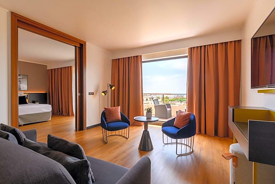 Golden Tulip Villa Massalia