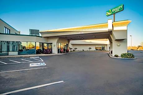 Quality Inn and Conference Center I-80 Grand Island