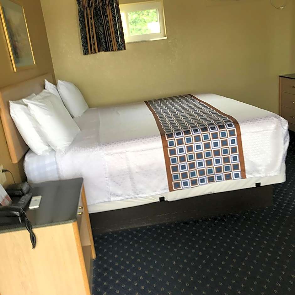 The Perrysburg Budget Inn