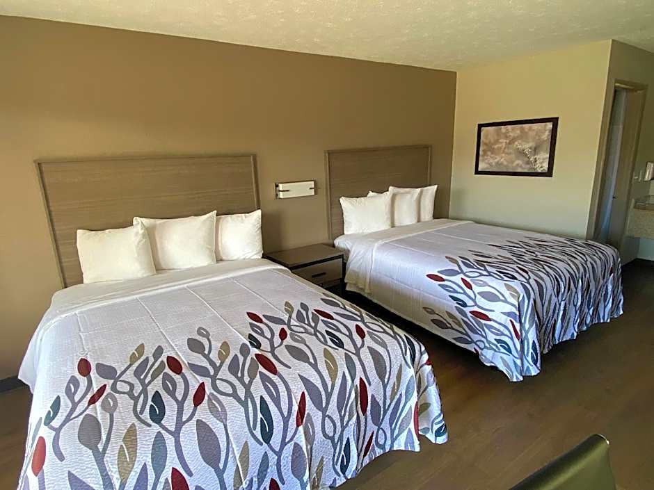 Photo 1 of 16 of Red Roof Inn Jacksonville, AL