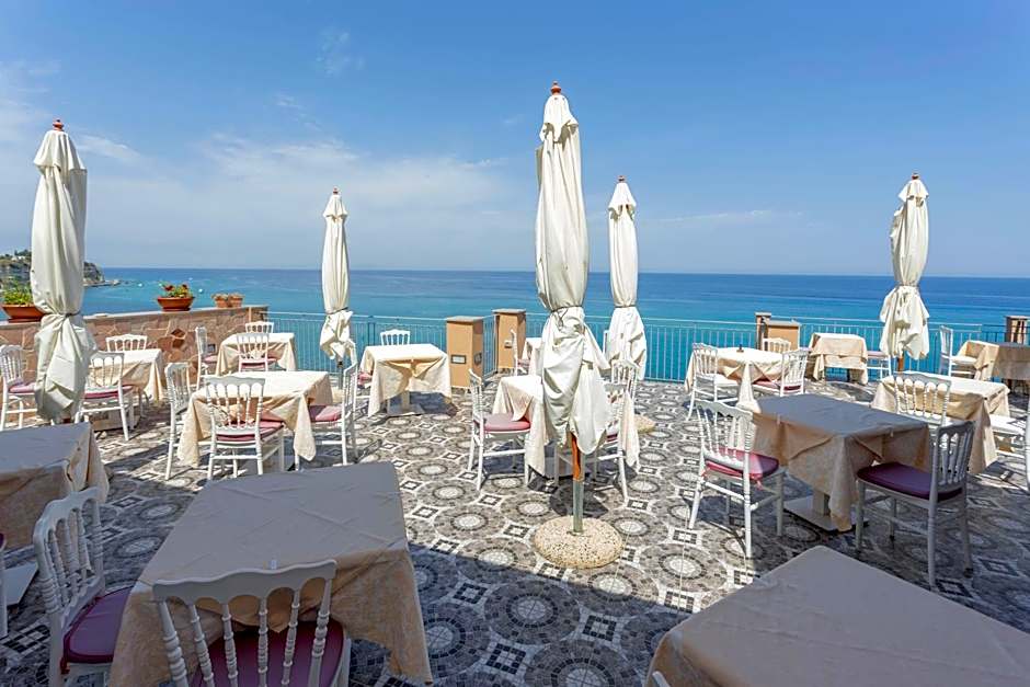 Hotel Terrazzo Sul Mare