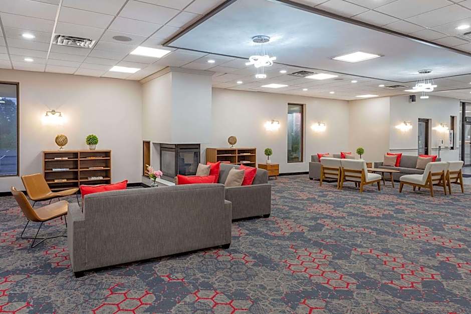 Ramada by Wyndham Windsor Locks