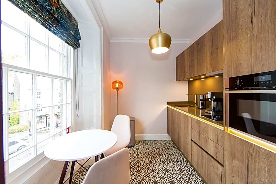 Skeldale House 'All Creatures Great & Small' Luxury Apartments & Studios in Askrigg, Yorkshire Dales