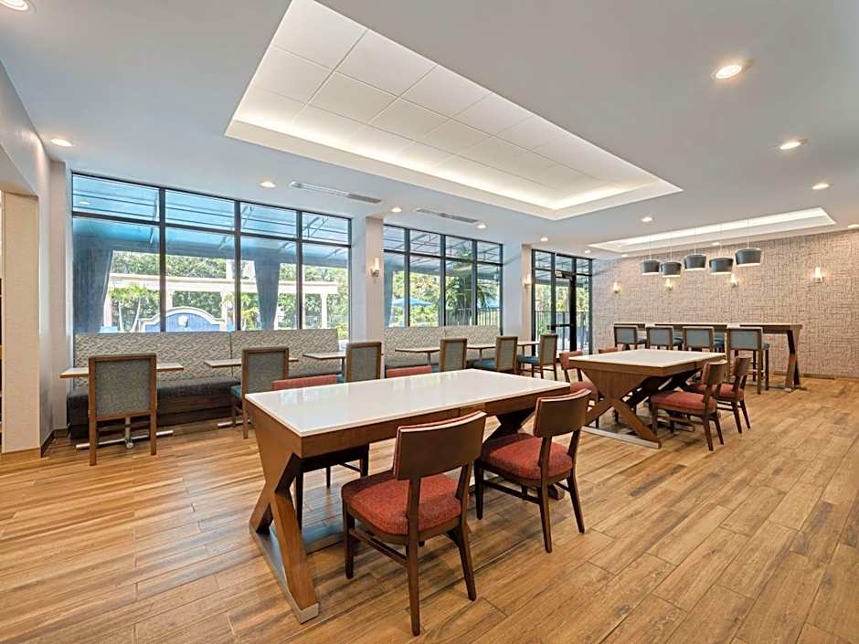 Hampton Inn By Hilton Boca Raton-Deerfield Beach