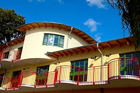 Seminar- und Gästehaus Flussbad Gartenstrasse