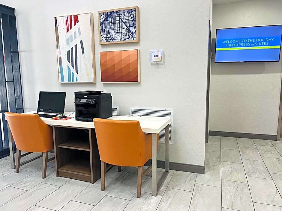 Holiday Inn Express & Suites Sebring By IHG