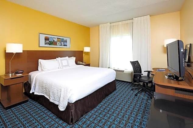 Fairfield Inn & Suites by Marriott Newark Liberty International Airport