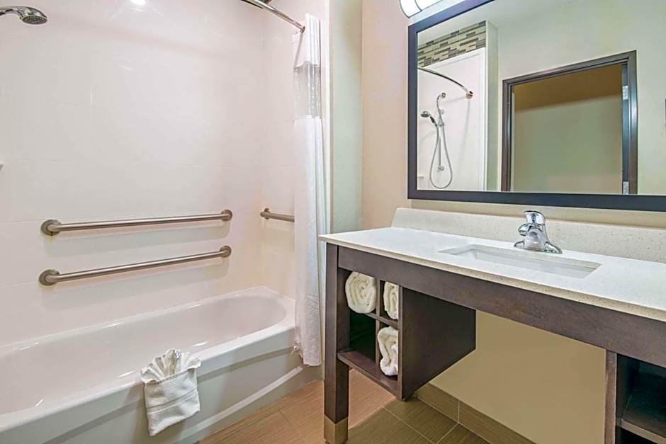 La Quinta Inn & Suites by Wyndham Weatherford OK