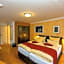 Hotel Goldener Falke