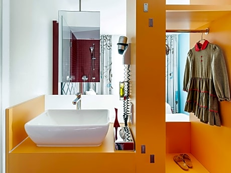 Standard Room with 1 single bed