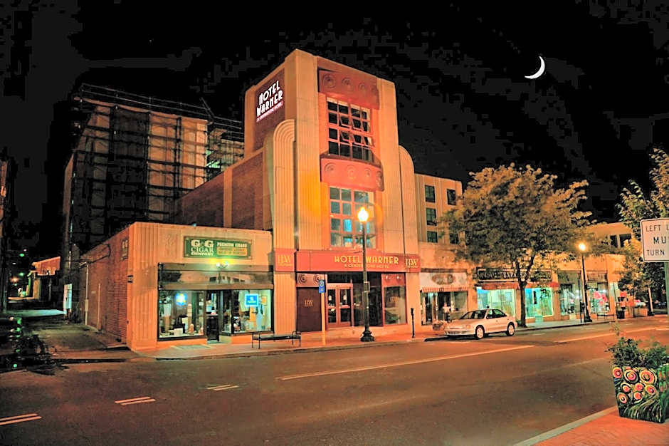 Hotel Warner