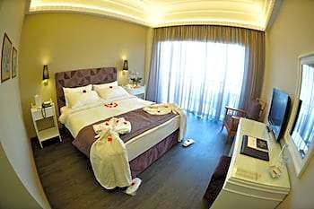 Warwick Palm Beach Hotel