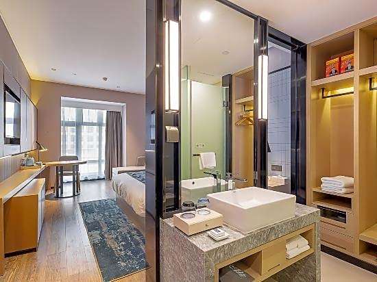 Shuyue Hotel (Ningbo Yushe Airport College of Finance and Economics)