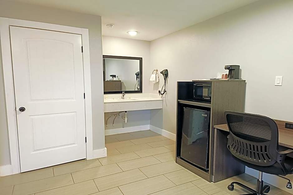 Village Inn Motel By OYO Rockport