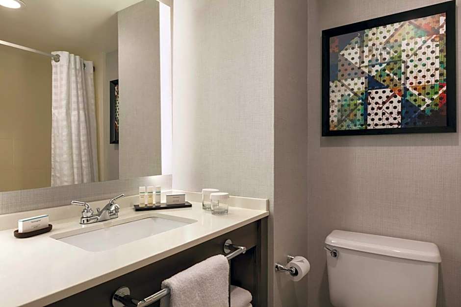 Embassy Suites By Hilton Hotel Richmond-Commerce Center