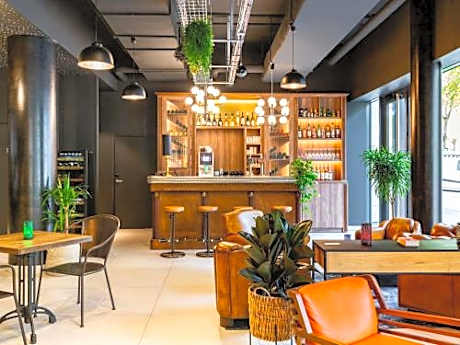 ibis Styles Puteaux Paris La Defense