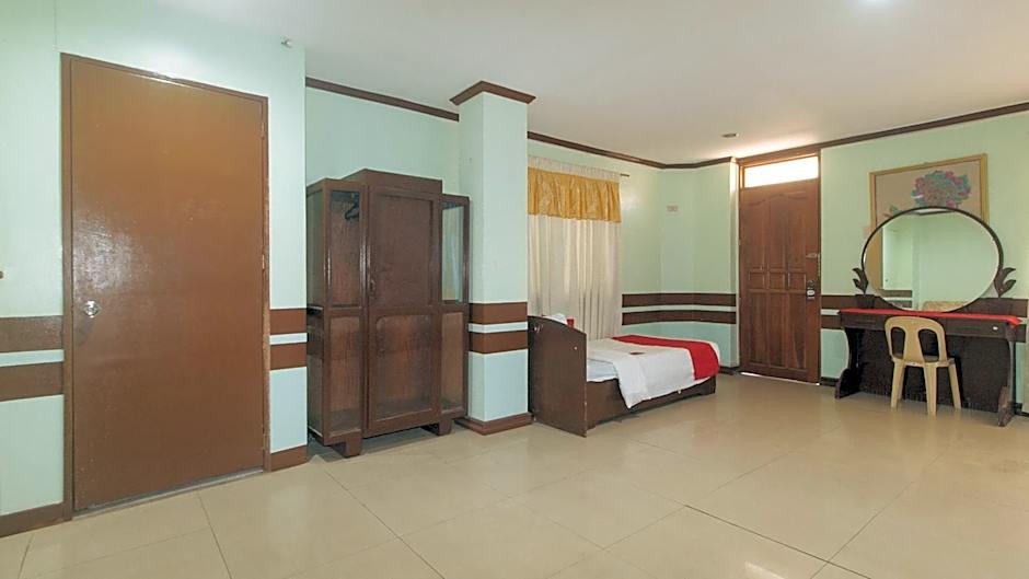RedDoorz at Maanyag Pension House Mandaue