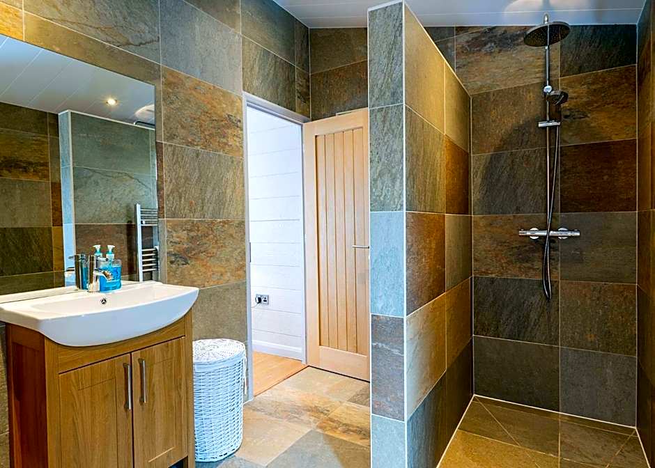 Henfields Country Retreat