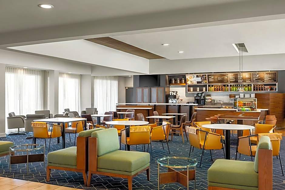 Courtyard by Marriott Minneapolis-St. Paul Airport