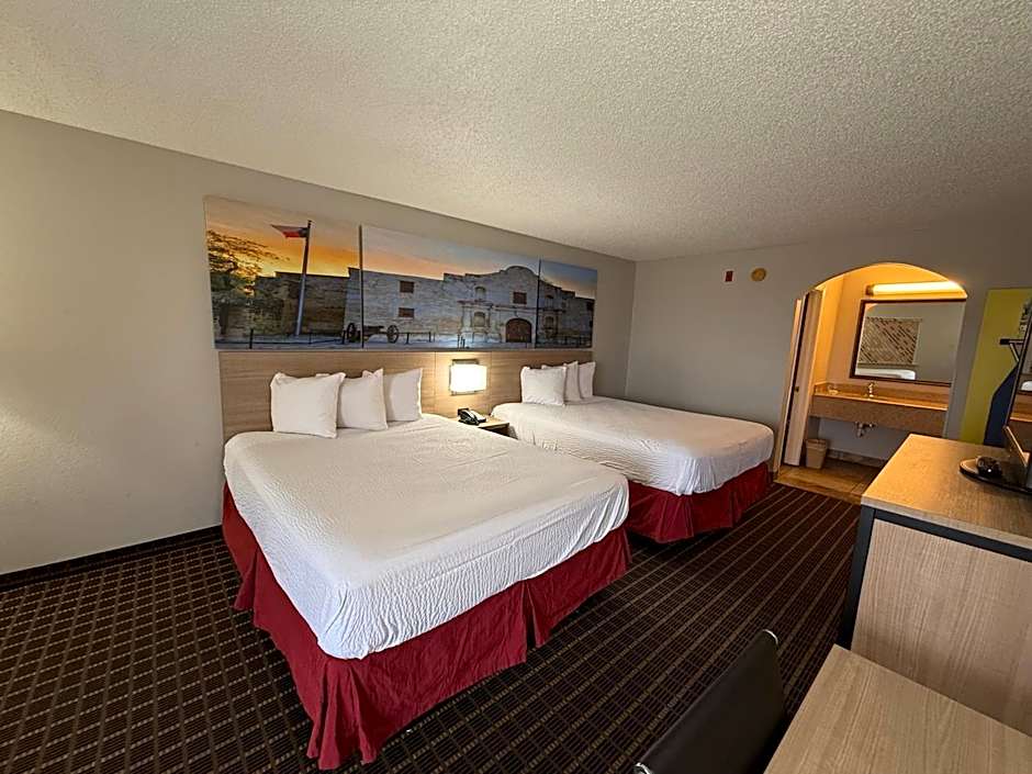 Days Inn by Wyndham San Antonio Interstate Hwy 35 North