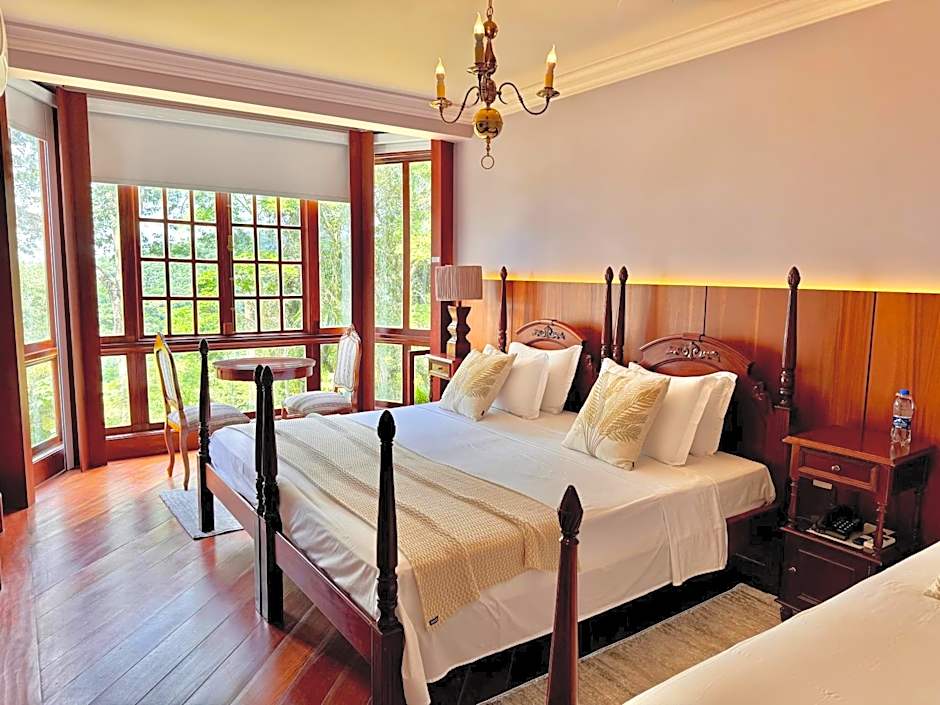 Aroso Paço Hotel