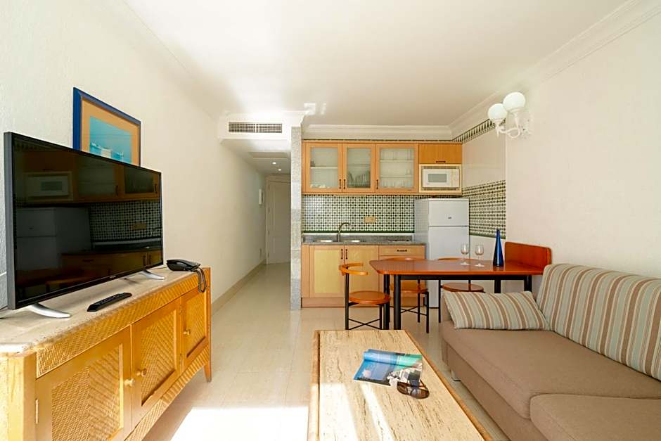 Plus Fariones Apartamentos