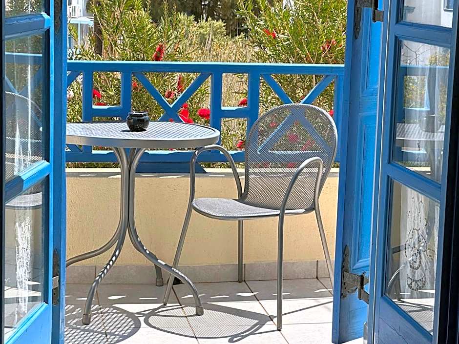 Irigeneia Hotel