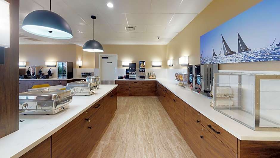 Beachfront Palms Resort Galveston, an Ascend Collection Hotel