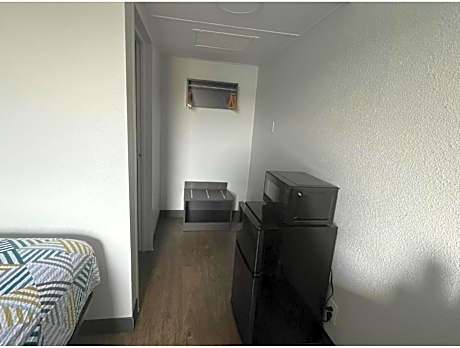 2 Full Beds | Non-Smoking, Micfridge