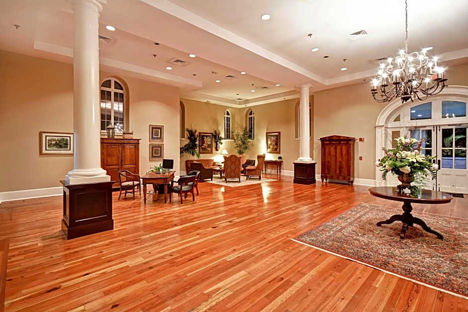 Embassy Suites by Hilton Charleston Historic District