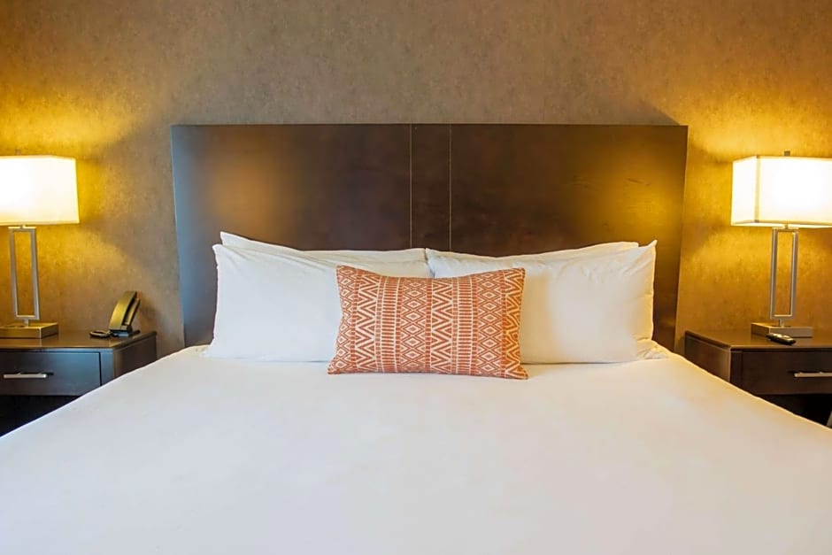 Country Inn & Suites by Radisson, Garden City, KS