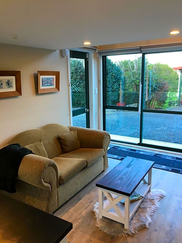 Beynon&Bolton’s Country Loft Escape