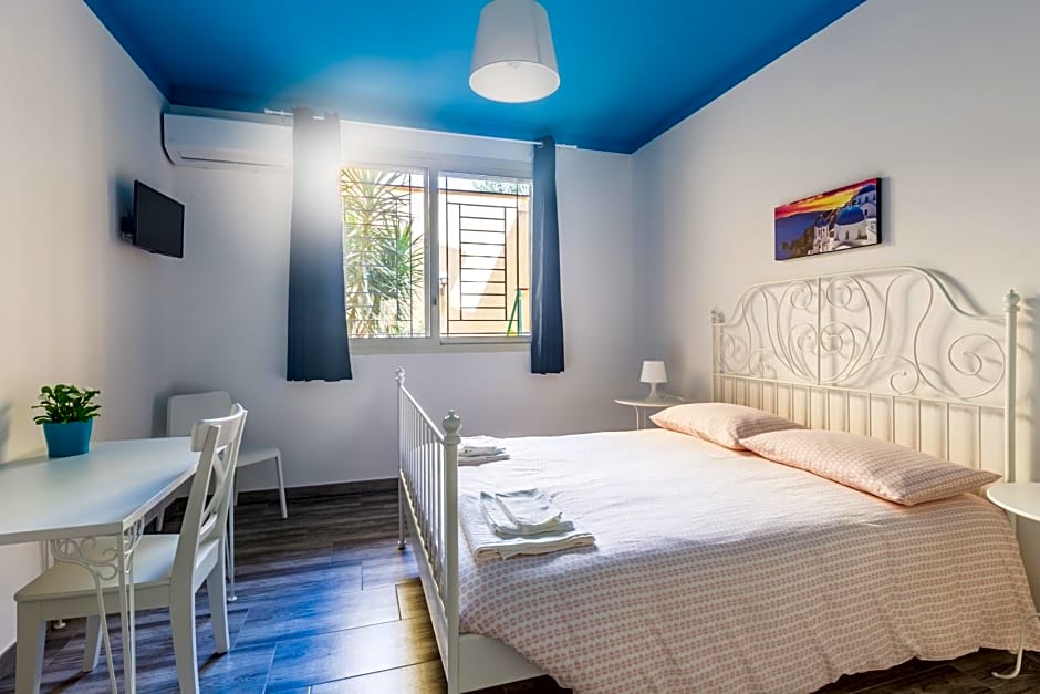 B&B Medusa – St. Flavia, CA