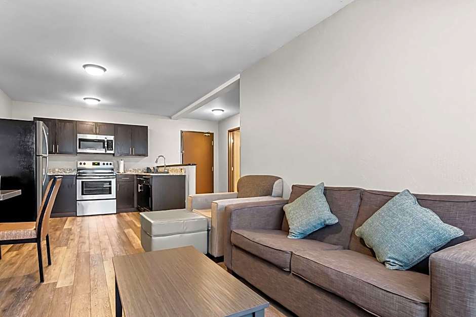 Best Western Sawtooth Inn And Suites