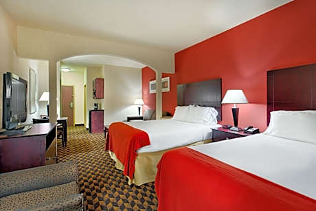 Standard Queen Room with Two Queen Beds