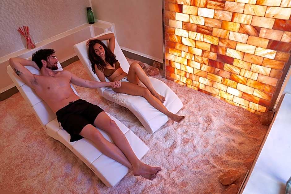 Amsterdam Suite Hotel & SPA