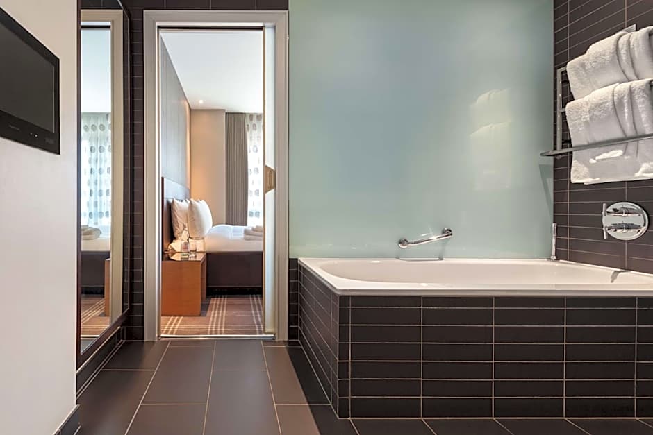 Radisson Blu Hotel, London Canary Wharf East