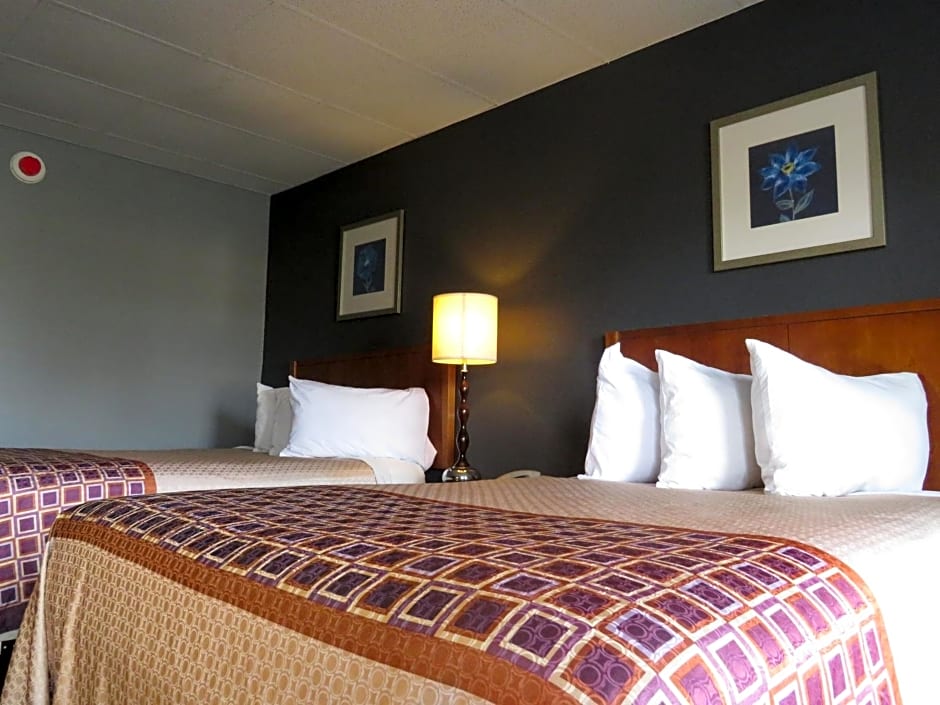 Travelodge by Wyndham Walterboro