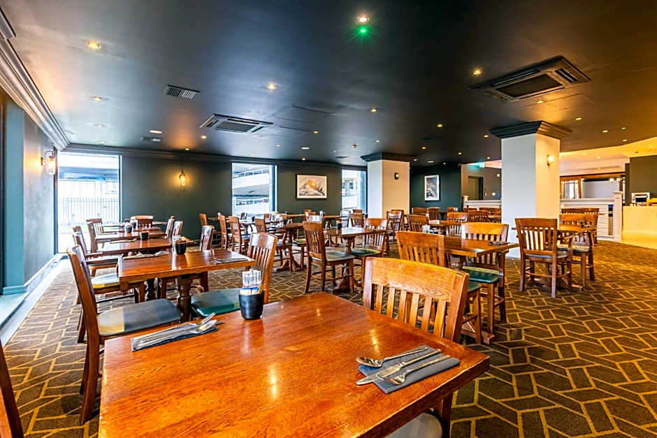 Holiday Inn Glasgow Airport By IHG