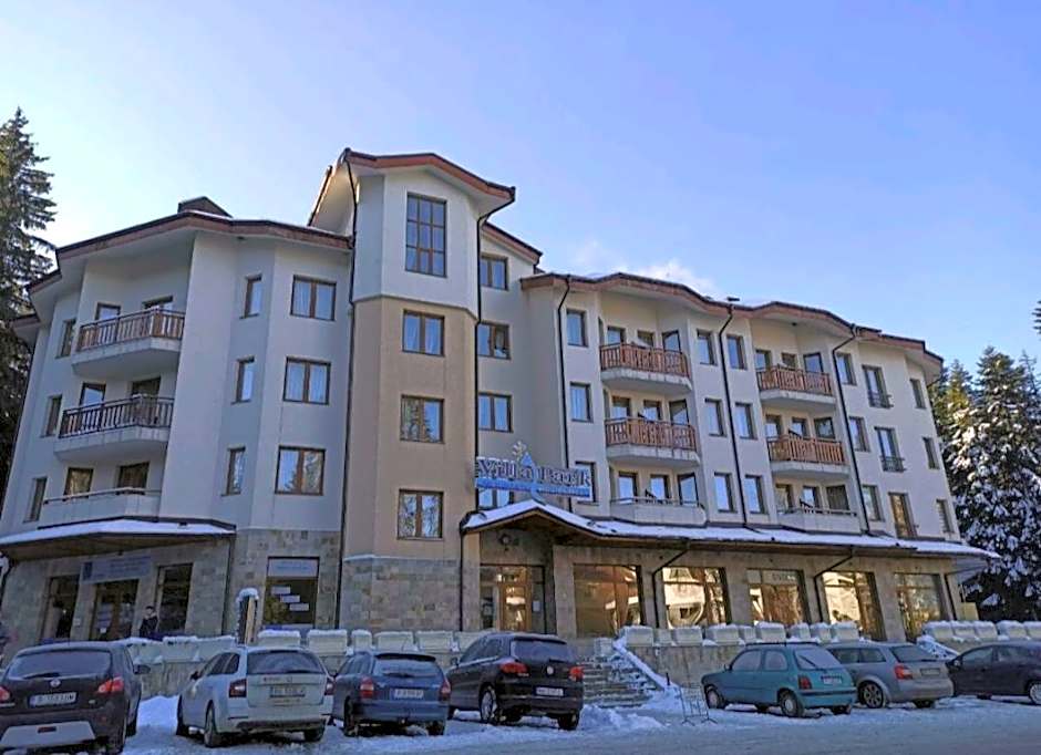 Enjoy Studios and Lovely Apartment Villa Park