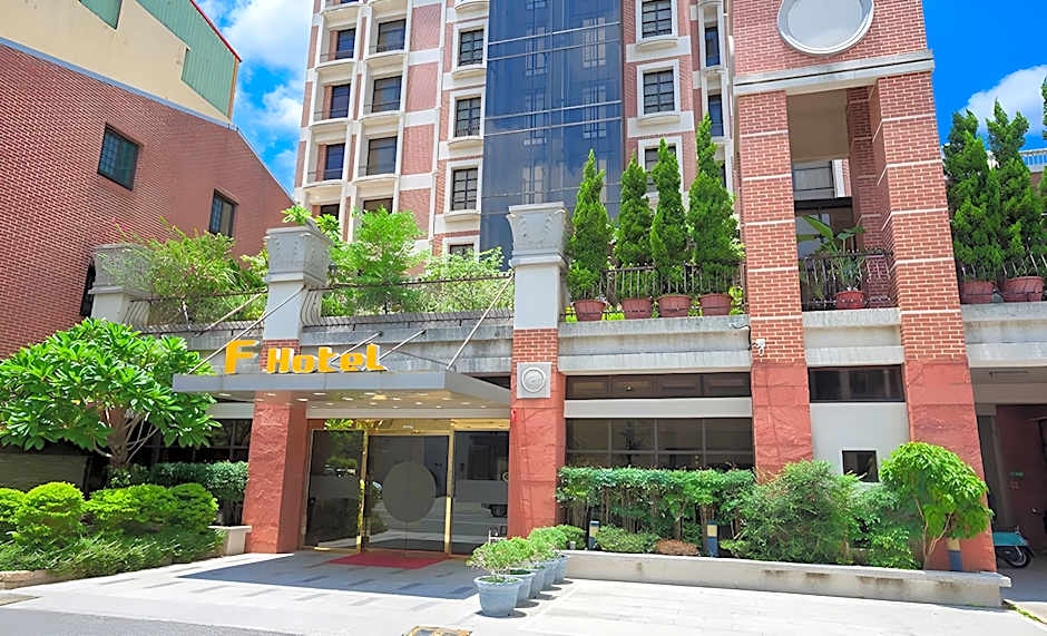 F Hotel - Sanyi